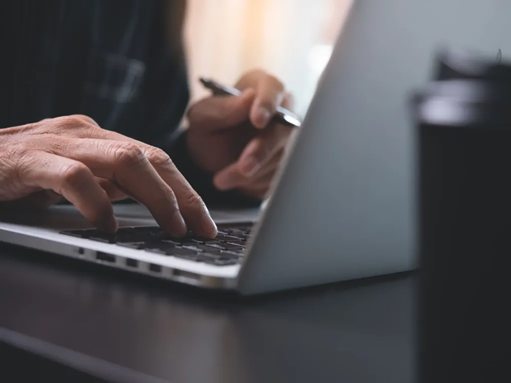 Les Bénéfices de la Saisie en Ligne Professionnelle