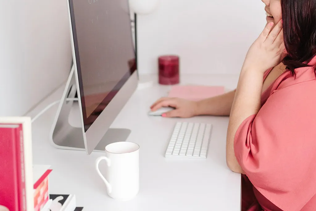 pourquoi engager un assistant virtuel